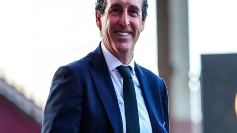 基米希缺阵助拜仁以四球优势大胜法兰克福，巩固德甲领先地位